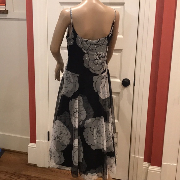 BCBG Retro Inspired Cocktail Dress - Picture 2 of 5